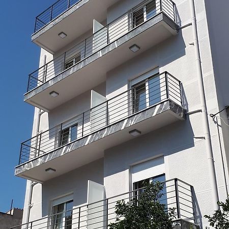 Dipson'S At Gazi Apartment Атина Екстериор снимка