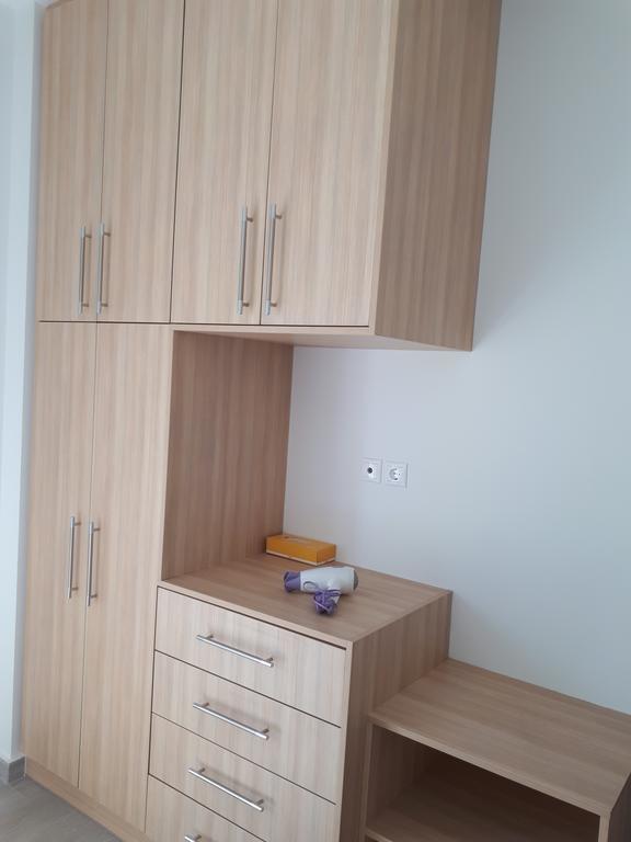 Dipson'S At Gazi Apartment Атина Екстериор снимка